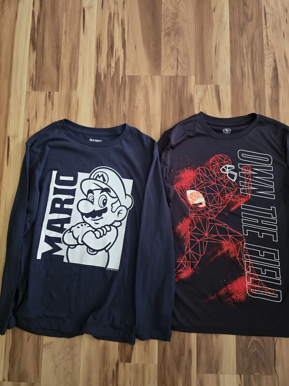 Old Navy Navy Mario Long-Sleeve Tee with White Graphic